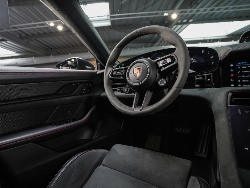 Voitures occasions PORSCHE Taycan GTS Champagne-au-Mont-d'Or