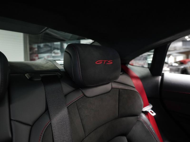 Voitures occasions PORSCHE Taycan GTS Champagne-au-Mont-d'Or