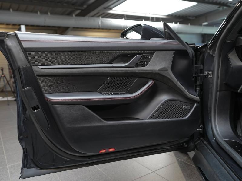 Voitures occasions PORSCHE Taycan GTS Champagne-au-Mont-d'Or