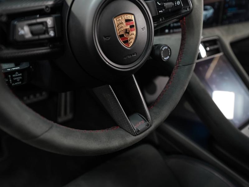 Voitures occasions PORSCHE Taycan GTS Champagne-au-Mont-d'Or