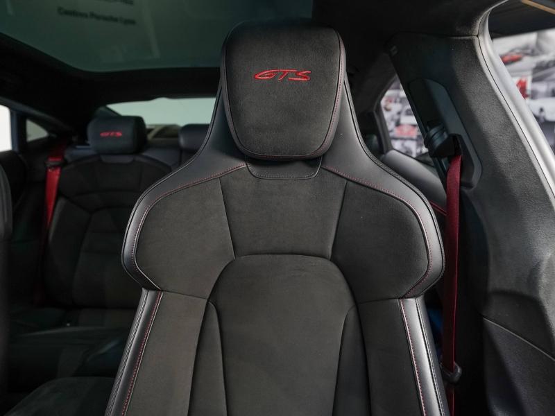 Voitures occasions PORSCHE Taycan GTS Champagne-au-Mont-d'Or