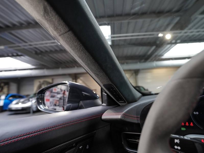 Voitures occasions PORSCHE Taycan GTS Champagne-au-Mont-d'Or