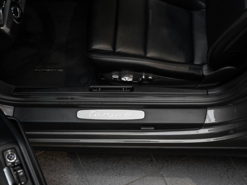 Voitures occasions PORSCHE 911 Targa Targa 4 Champagne-au-Mont-d'Or