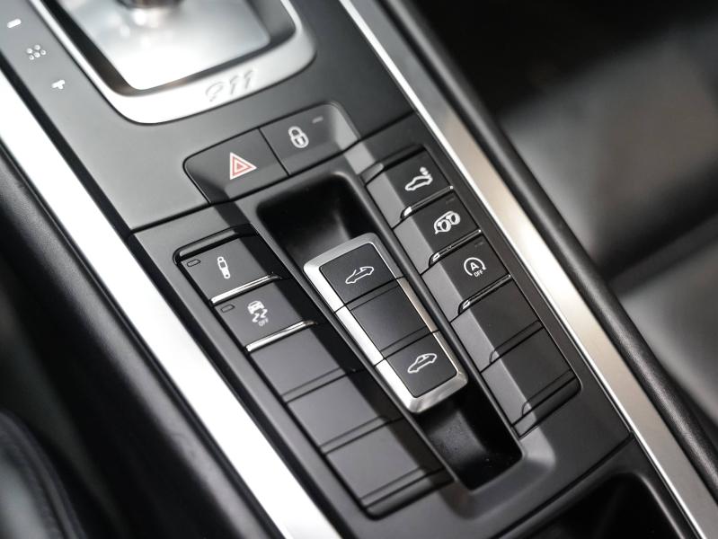 Voitures occasions PORSCHE 911 Targa Targa 4 Champagne-au-Mont-d'Or