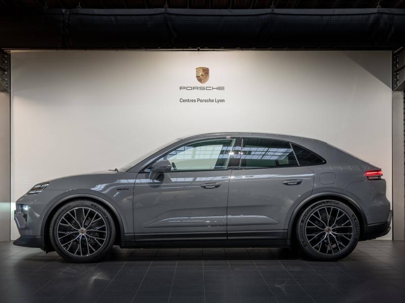Voitures occasions PORSCHE MACAN Base Champagne-au-Mont-d'Or