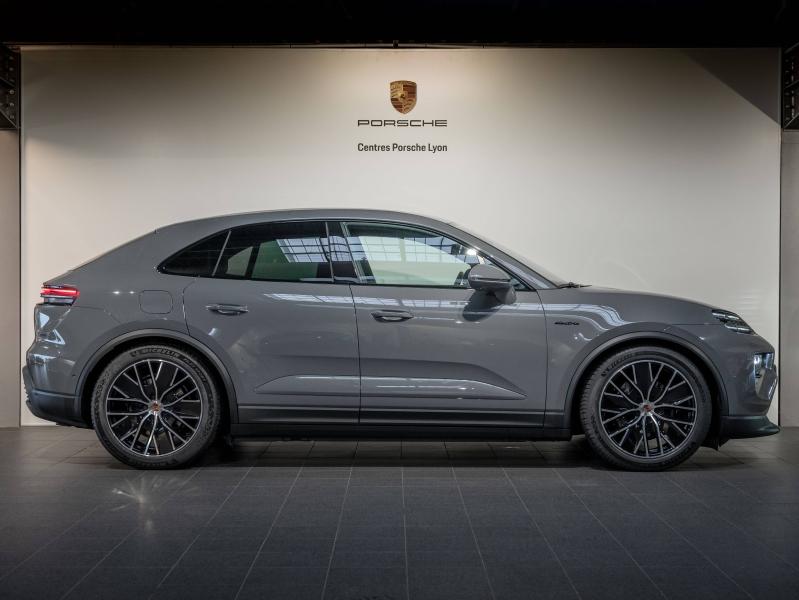 Voitures occasions PORSCHE MACAN Base Champagne-au-Mont-d'Or