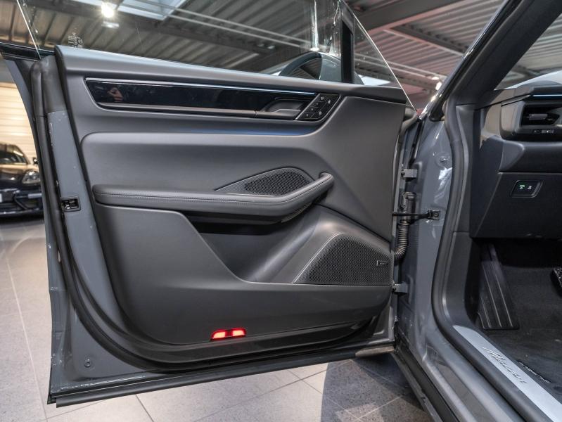 Voitures occasions PORSCHE MACAN Base Champagne-au-Mont-d'Or