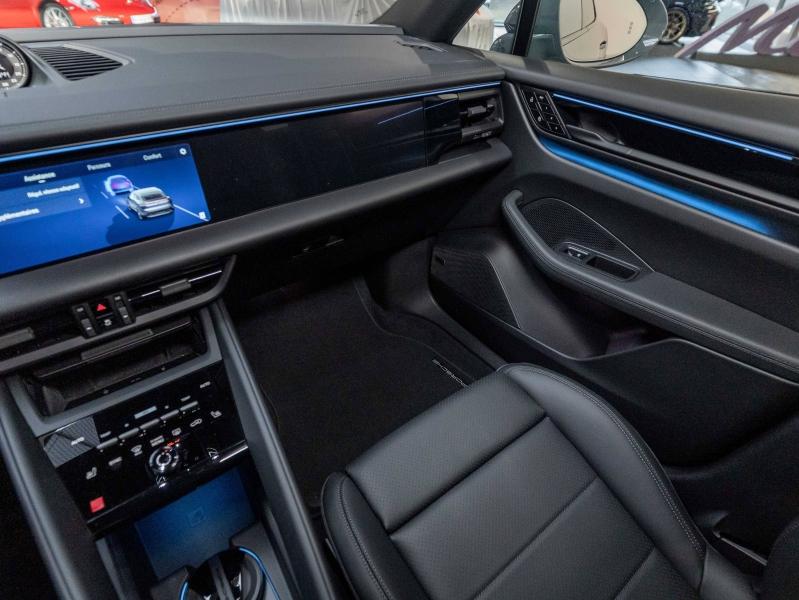 Voitures occasions PORSCHE MACAN Base Champagne-au-Mont-d'Or