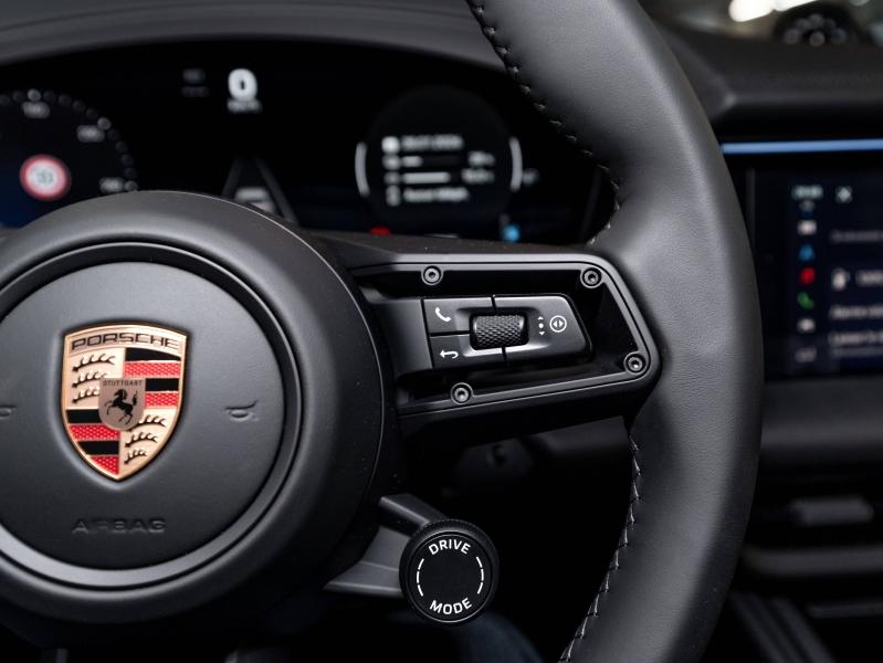 Voitures occasions PORSCHE MACAN Base Champagne-au-Mont-d'Or