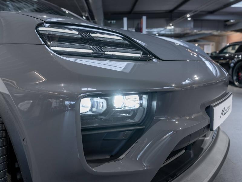 Voitures occasions PORSCHE MACAN Base Champagne-au-Mont-d'Or