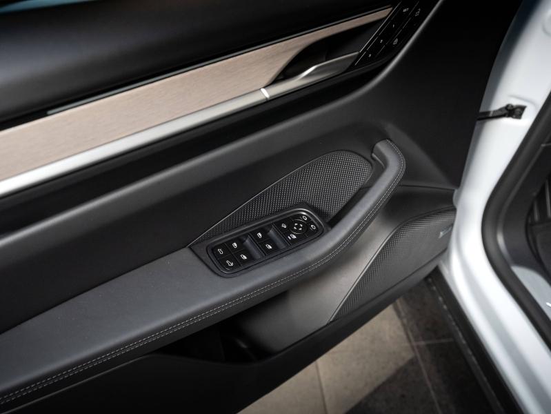 Voitures occasions PORSCHE MACAN 4S Champagne-au-Mont-d'Or