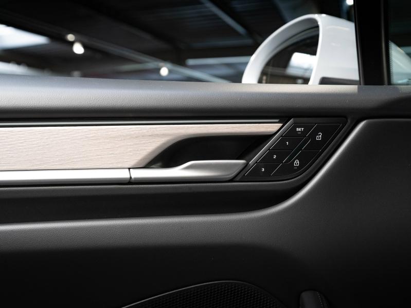 Voitures occasions PORSCHE MACAN 4S Champagne-au-Mont-d'Or