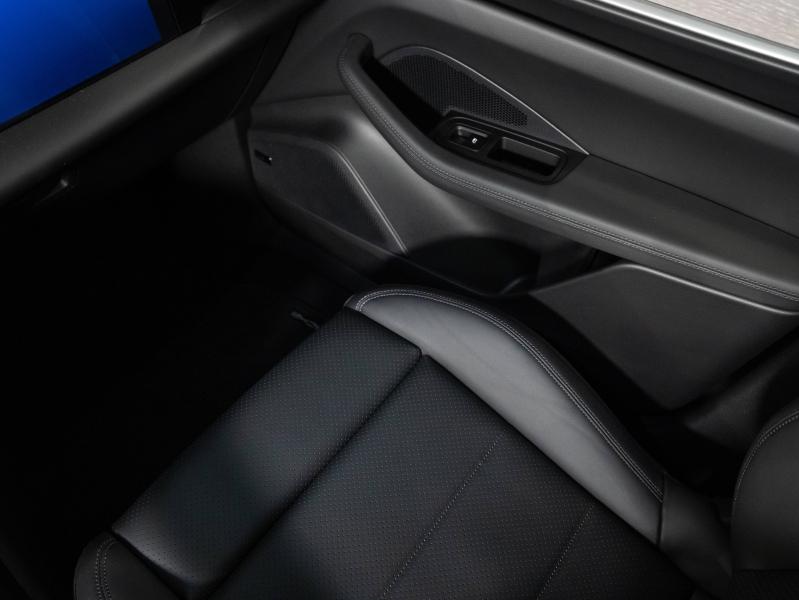 Voitures occasions PORSCHE MACAN 4S Champagne-au-Mont-d'Or