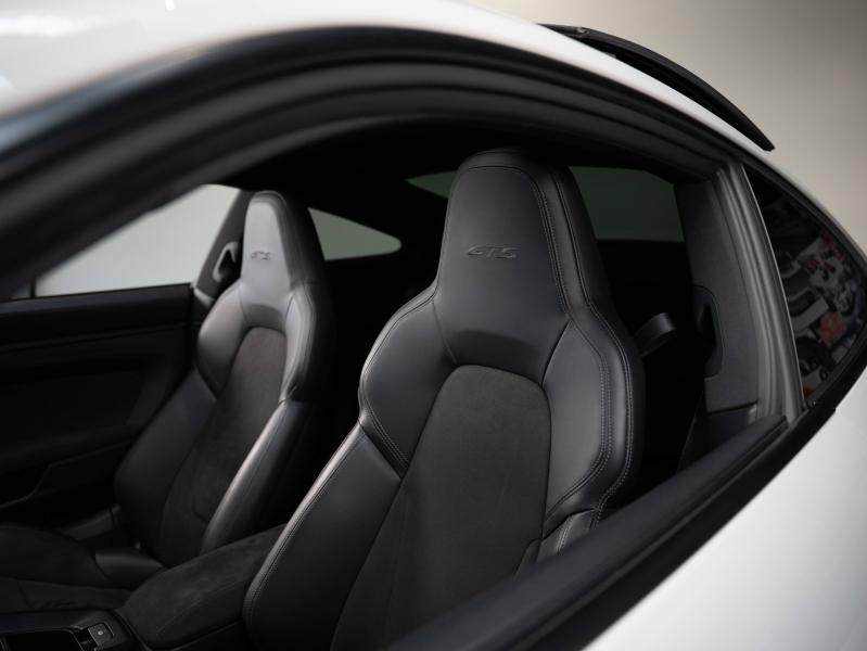 Voitures occasions PORSCHE 911 Coupe Carrera GTS Champagne-au-Mont-d'Or