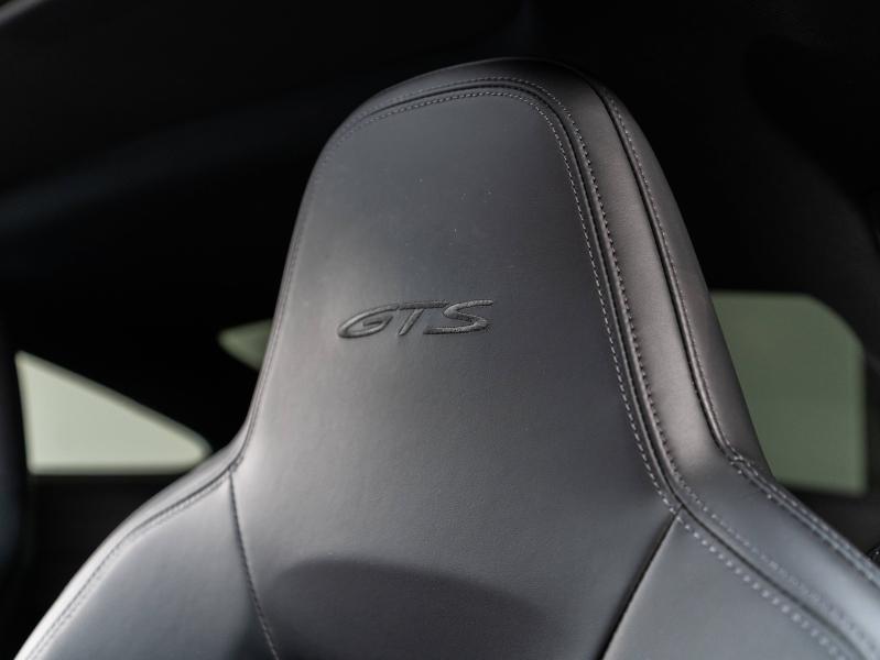 Voitures occasions PORSCHE 911 Coupe Carrera GTS Champagne-au-Mont-d'Or