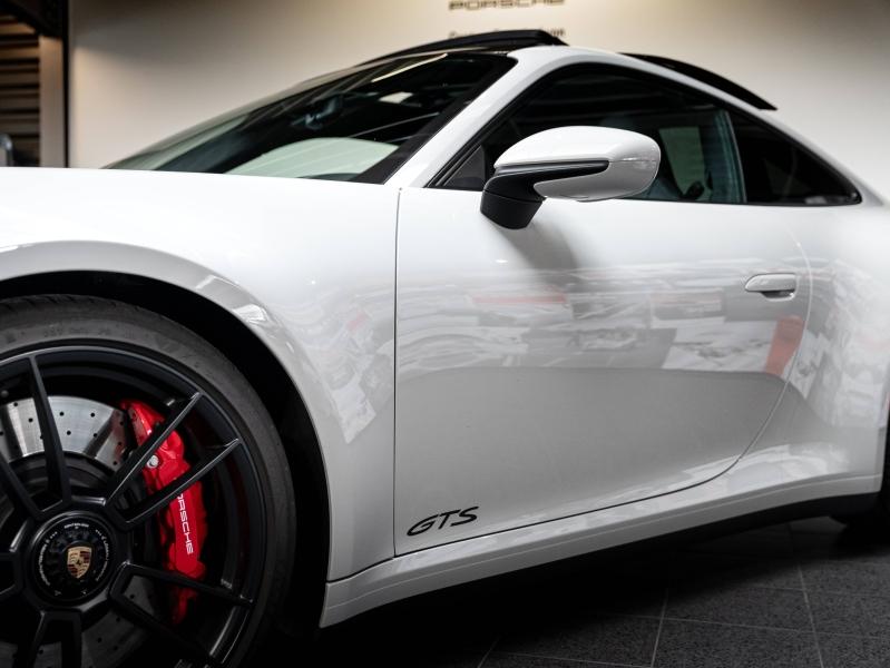 Voitures occasions PORSCHE 911 Coupe Carrera GTS Champagne-au-Mont-d'Or