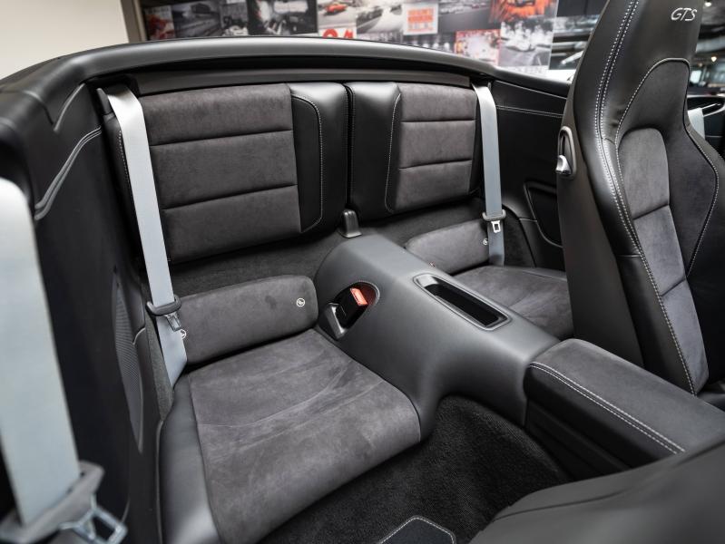 Voitures occasions PORSCHE 911 Cabriolet Carrera GTS Champagne-au-Mont-d'Or