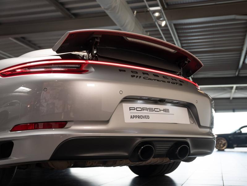 Voitures occasions PORSCHE 911 Cabriolet Carrera GTS Champagne-au-Mont-d'Or