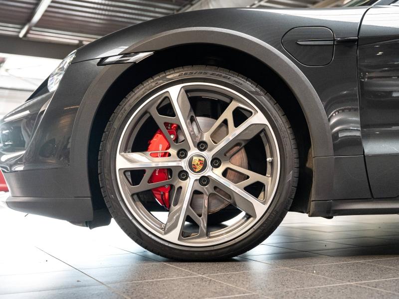 Voitures occasions PORSCHE Taycan Cross Turismo 4S Champagne-au-Mont-d'Or