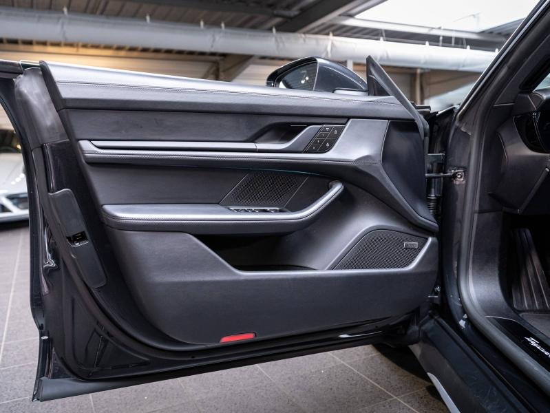 Voitures occasions PORSCHE Taycan Cross Turismo 4S Champagne-au-Mont-d'Or