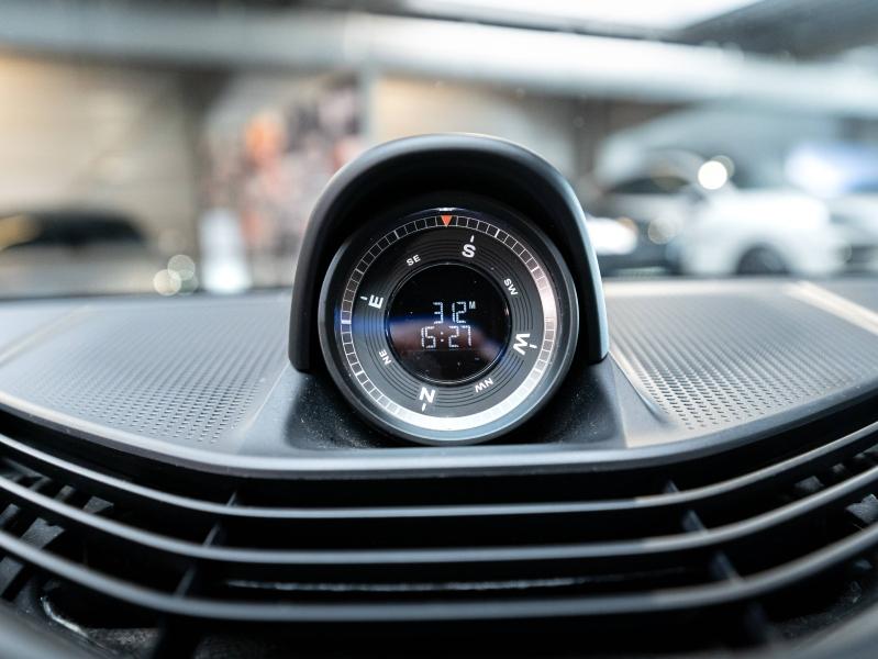 Voitures occasions PORSCHE Taycan Cross Turismo 4S Champagne-au-Mont-d'Or