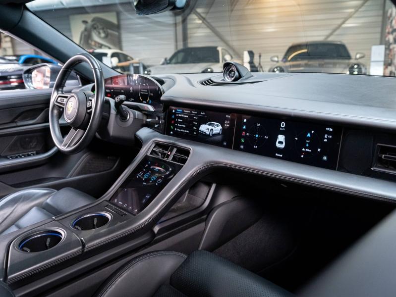 Voitures occasions PORSCHE Taycan Cross Turismo 4S Champagne-au-Mont-d'Or