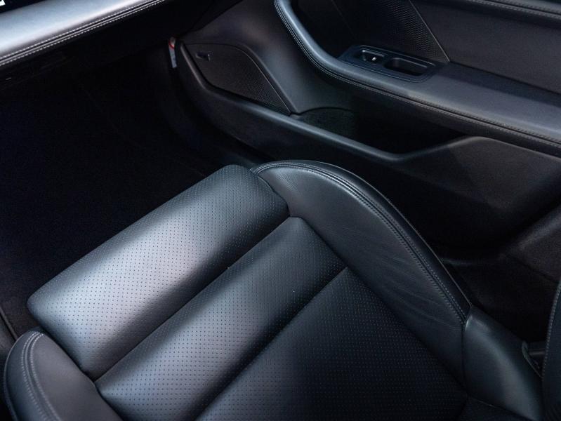 Voitures occasions PORSCHE Taycan Cross Turismo 4S Champagne-au-Mont-d'Or