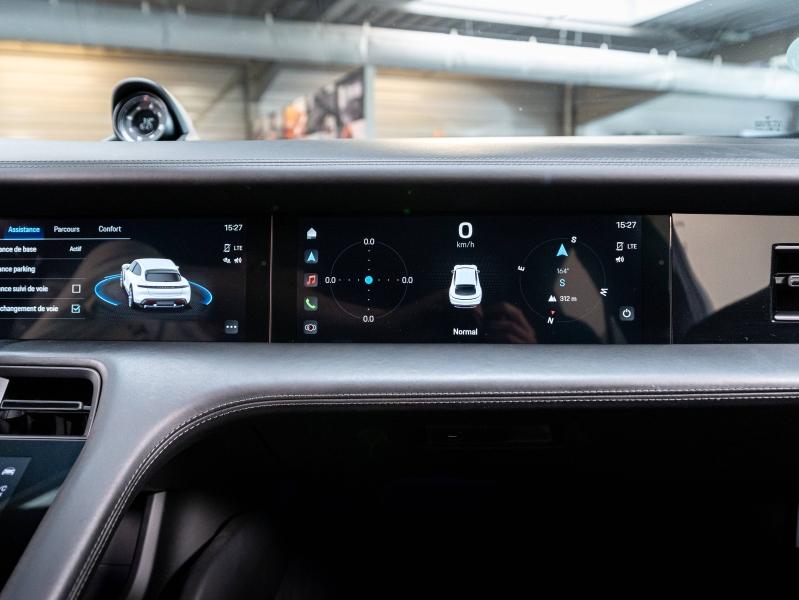 Voitures occasions PORSCHE Taycan Cross Turismo 4S Champagne-au-Mont-d'Or