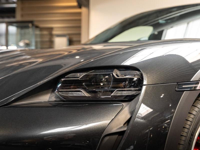 Voitures occasions PORSCHE Taycan Cross Turismo 4S Champagne-au-Mont-d'Or