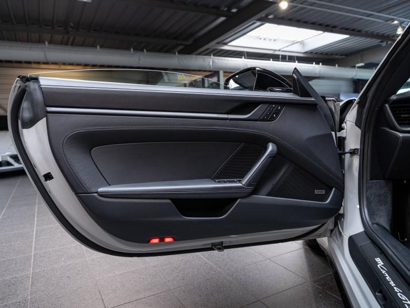 Voitures occasions PORSCHE 911 Coupe Carrera 4 GTS Champagne-au-Mont-d'Or