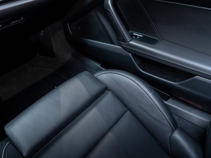 Voitures occasions PORSCHE 911 Coupe Carrera 4 GTS Champagne-au-Mont-d'Or