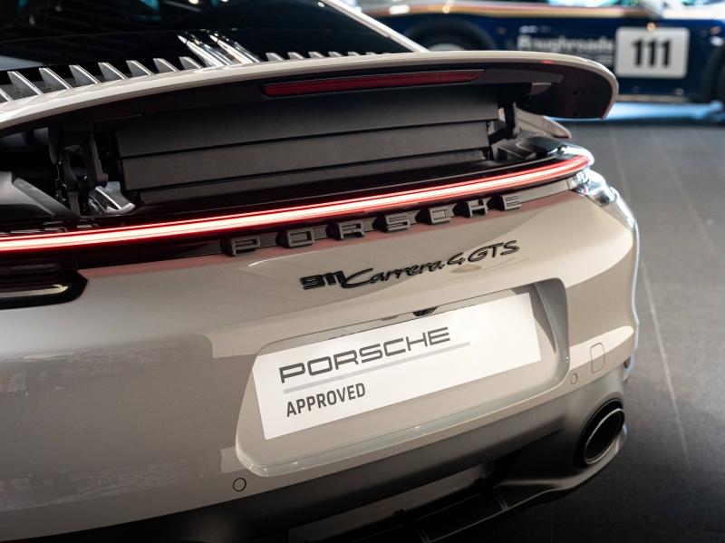 Voitures occasions PORSCHE 911 Coupe Carrera 4 GTS Champagne-au-Mont-d'Or