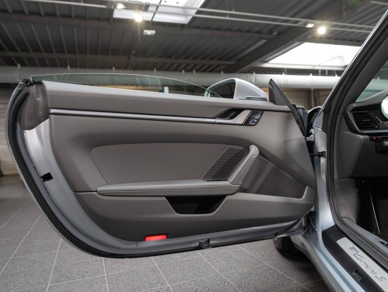 Voitures occasions PORSCHE 911 Coupe Carrera S Champagne-au-Mont-d'Or