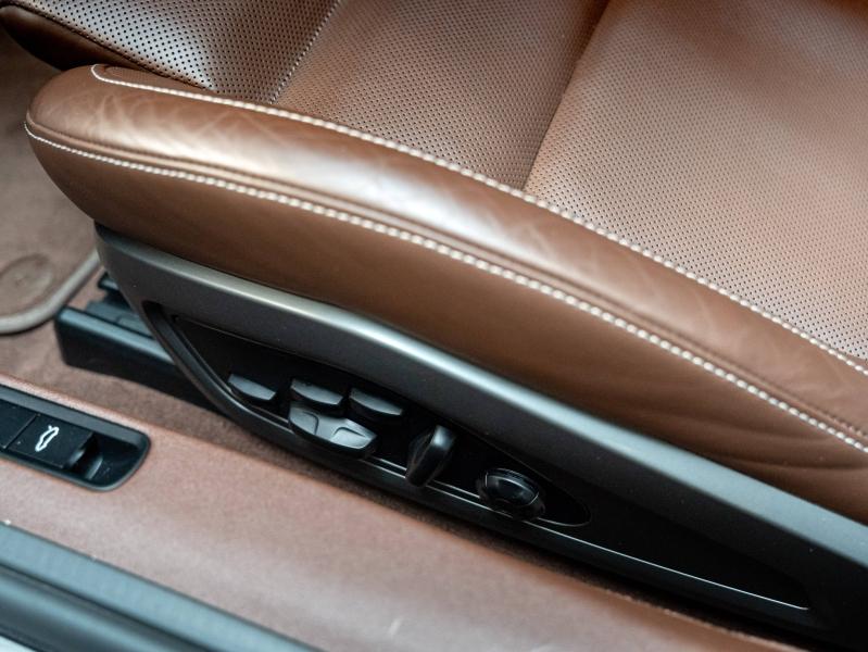 Voitures occasions PORSCHE 911 Cabriolet Turbo S Champagne-au-Mont-d'Or