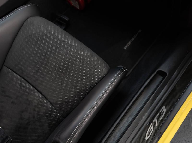 Voitures occasions PORSCHE 911 Coupe GT3 Champagne-au-Mont-d'Or