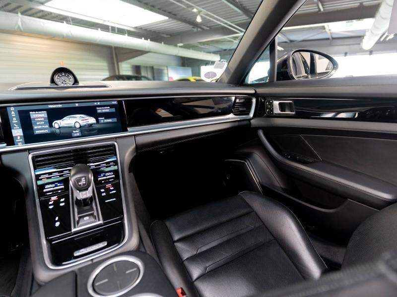 Voitures occasions PORSCHE PANAMERA 4 E-Hybrid Champagne-au-Mont-d'Or