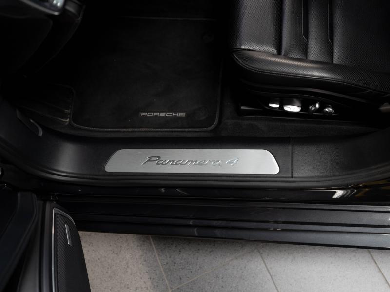 Voitures occasions PORSCHE PANAMERA 4 E-Hybrid Champagne-au-Mont-d'Or