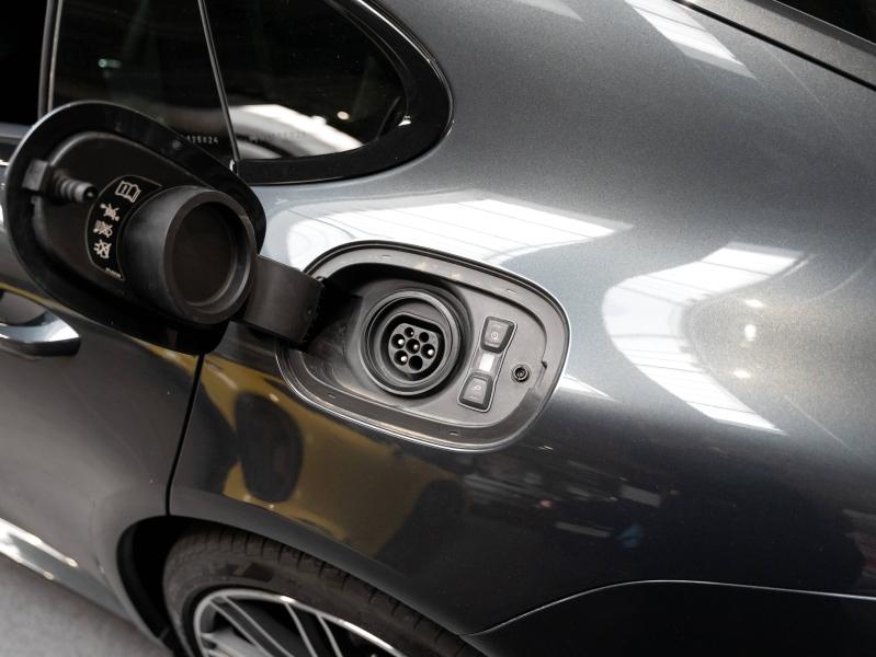 Voitures occasions PORSCHE PANAMERA 4 E-Hybrid Champagne-au-Mont-d'Or