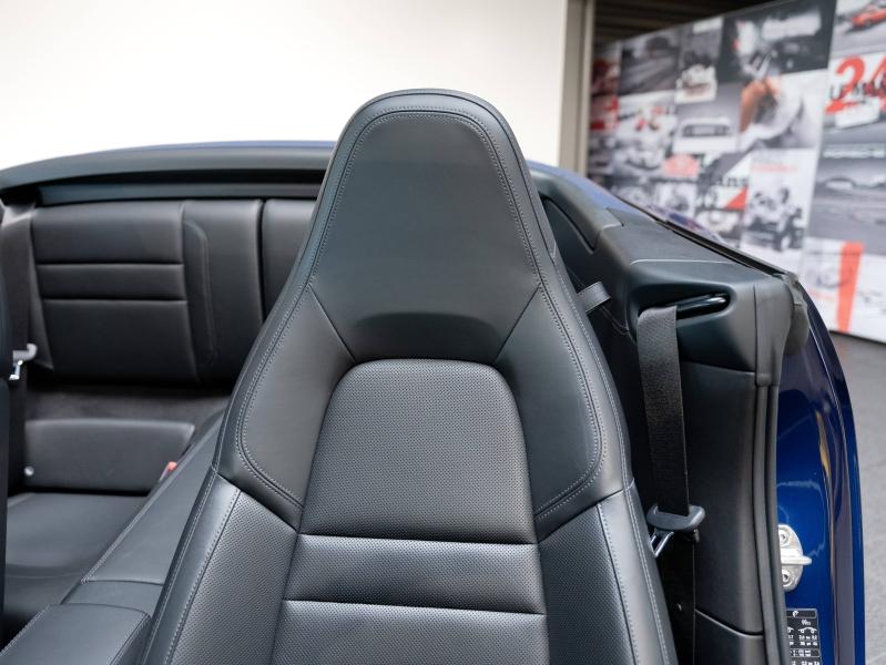 Voitures occasions PORSCHE 911 Cabriolet Carrera S Champagne-au-Mont-d'Or