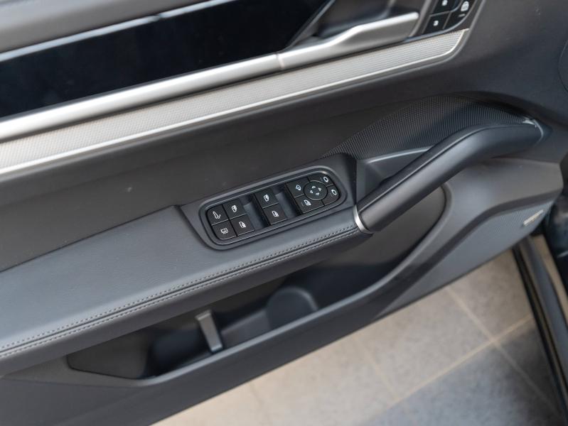 Voitures occasions PORSCHE CAYENNE E-Hybrid Champagne-au-Mont-d'Or