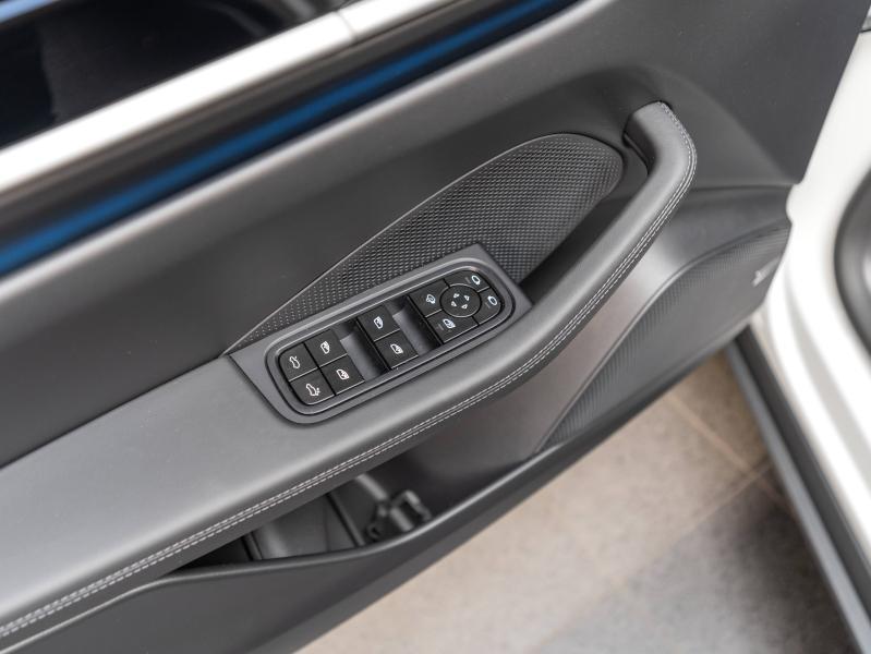 Voitures occasions PORSCHE MACAN 4S Champagne-au-Mont-d'Or