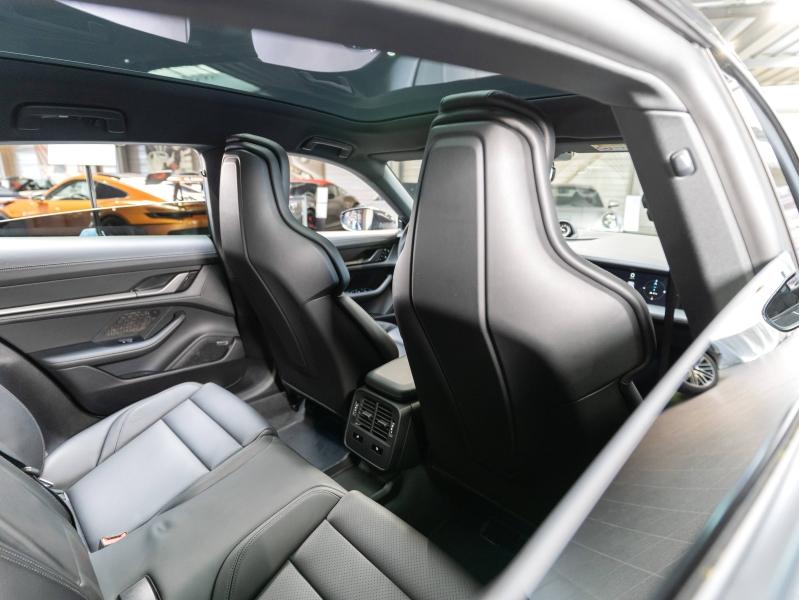 Voitures occasions PORSCHE Taycan 4 Champagne-au-Mont-d'Or