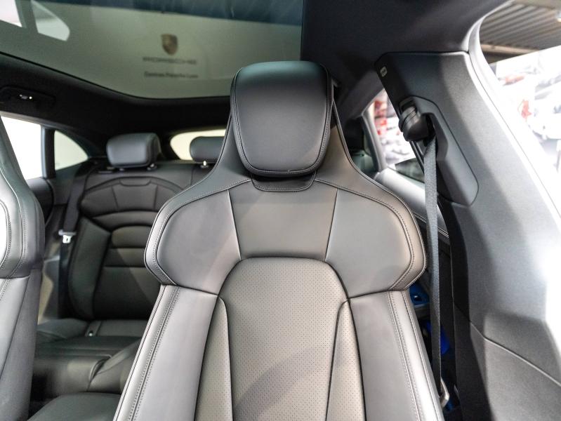 Voitures occasions PORSCHE Taycan 4 Champagne-au-Mont-d'Or