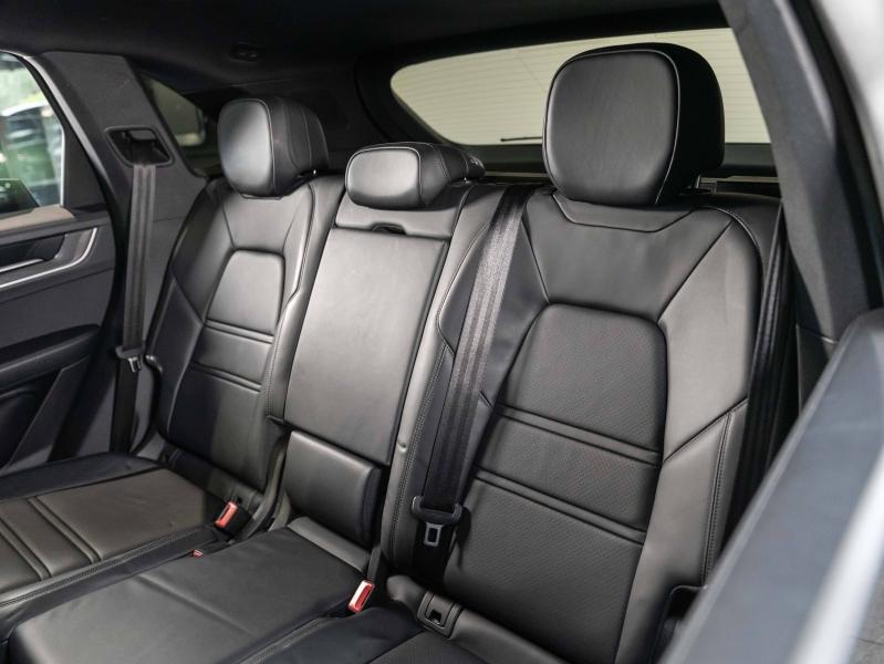 Voitures occasions PORSCHE CAYENNE E-Hybrid Champagne-au-Mont-d'Or