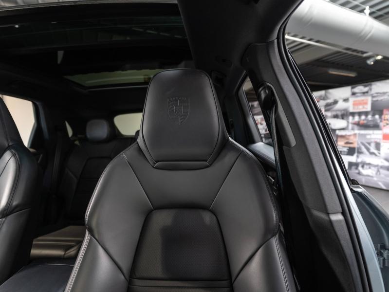 Voitures occasions PORSCHE CAYENNE E-Hybrid Champagne-au-Mont-d'Or