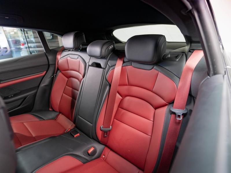Voitures occasions PORSCHE Taycan Sport Turismo 4S Champagne-au-Mont-d'Or