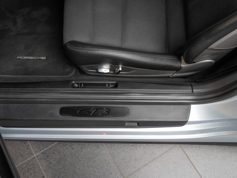 Voitures occasions PORSCHE 911 Coupe GT3 Champagne-au-Mont-d'Or