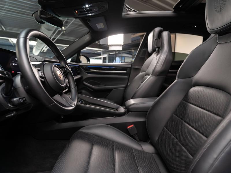 Voitures occasions PORSCHE MACAN Base Champagne-au-Mont-d'Or