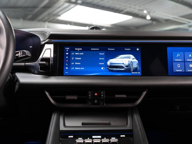 Voitures occasions PORSCHE MACAN Base Champagne-au-Mont-d'Or