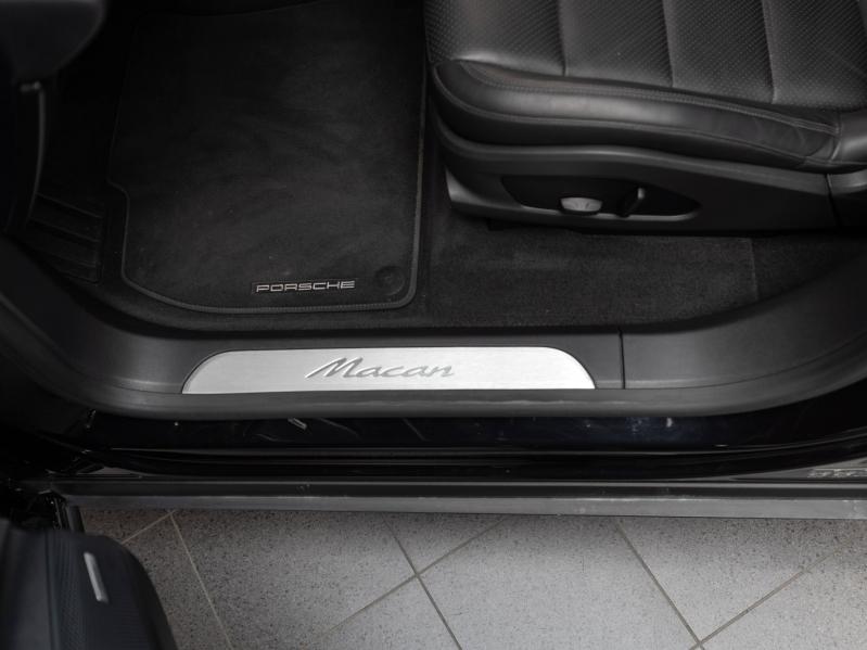 Voitures occasions PORSCHE MACAN Base Champagne-au-Mont-d'Or